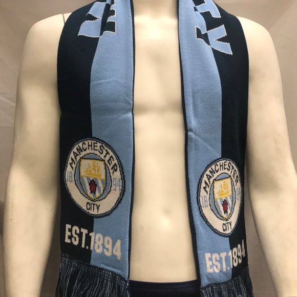 Manchester City Scarf - Picture 4 of 4